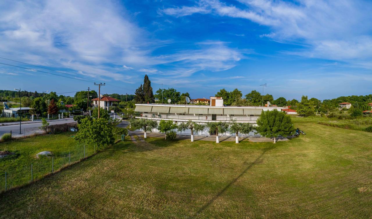 Michalos Apartments Paralía Skotínis Exterior foto